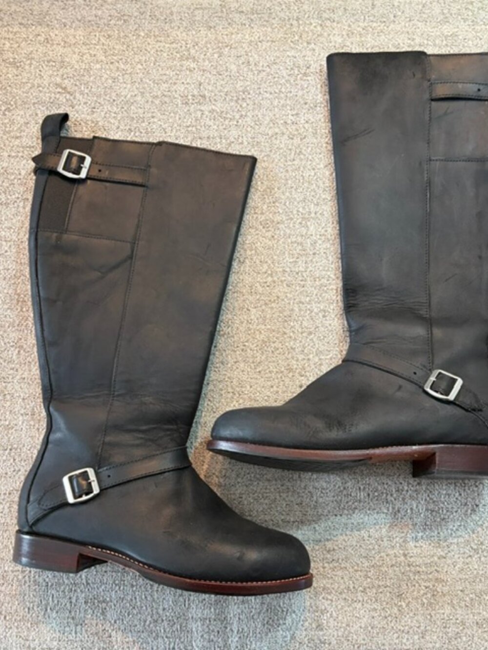 Adelante Reina black leather boots size 8.5, somewhat wider calf
